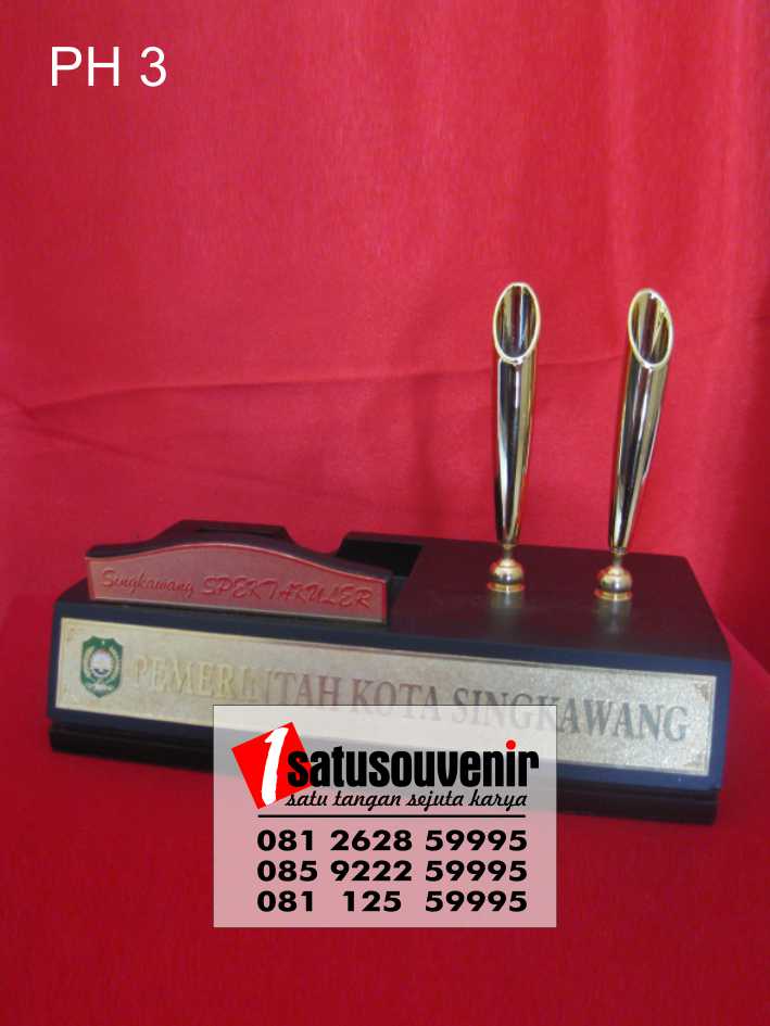 Plakat Pen Holder Souvenir Jam  Meja Singkawang Plakat 